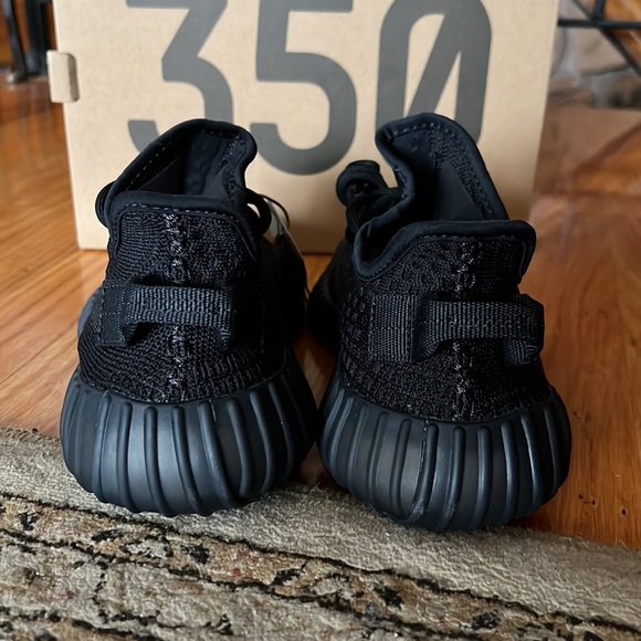 Adidas Yeezy 350 Boost - Picture 6 of 8